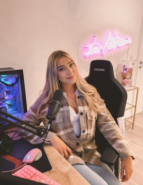 starletnova starletnova
